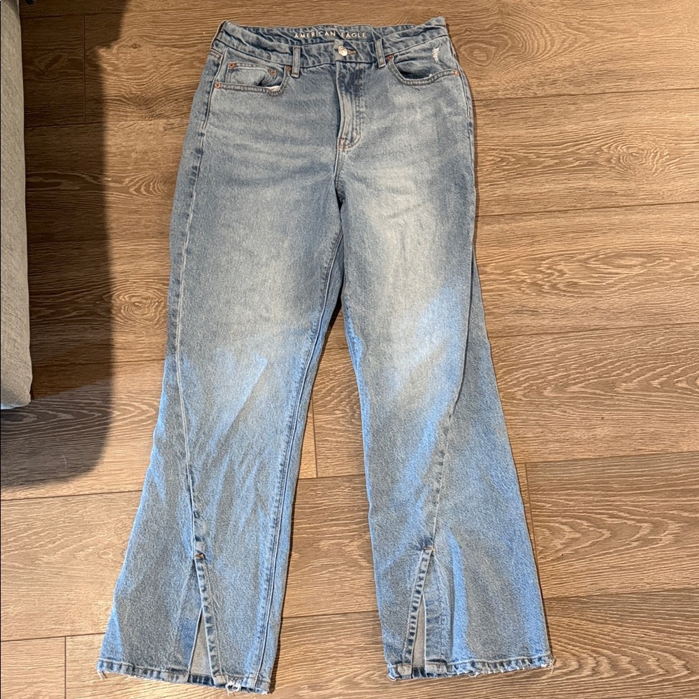 American Eagle Curvy 90s Bootcut Light Blue Flared Open Ankle Jeans